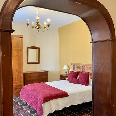 La De Pesquera Han/Misafirhane