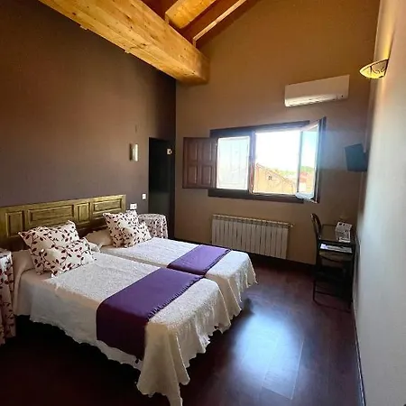 Han/Misafirhane La De Pesquera 4*